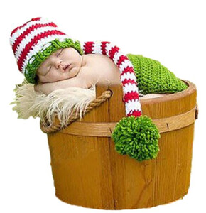 Czapka elfa z pomponem na święta dla noworodka do sesji
